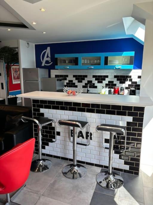 Appartement Disney Avengers, 5 Min Des Parcs 马尼库尔勒翁格尔 外观 照片